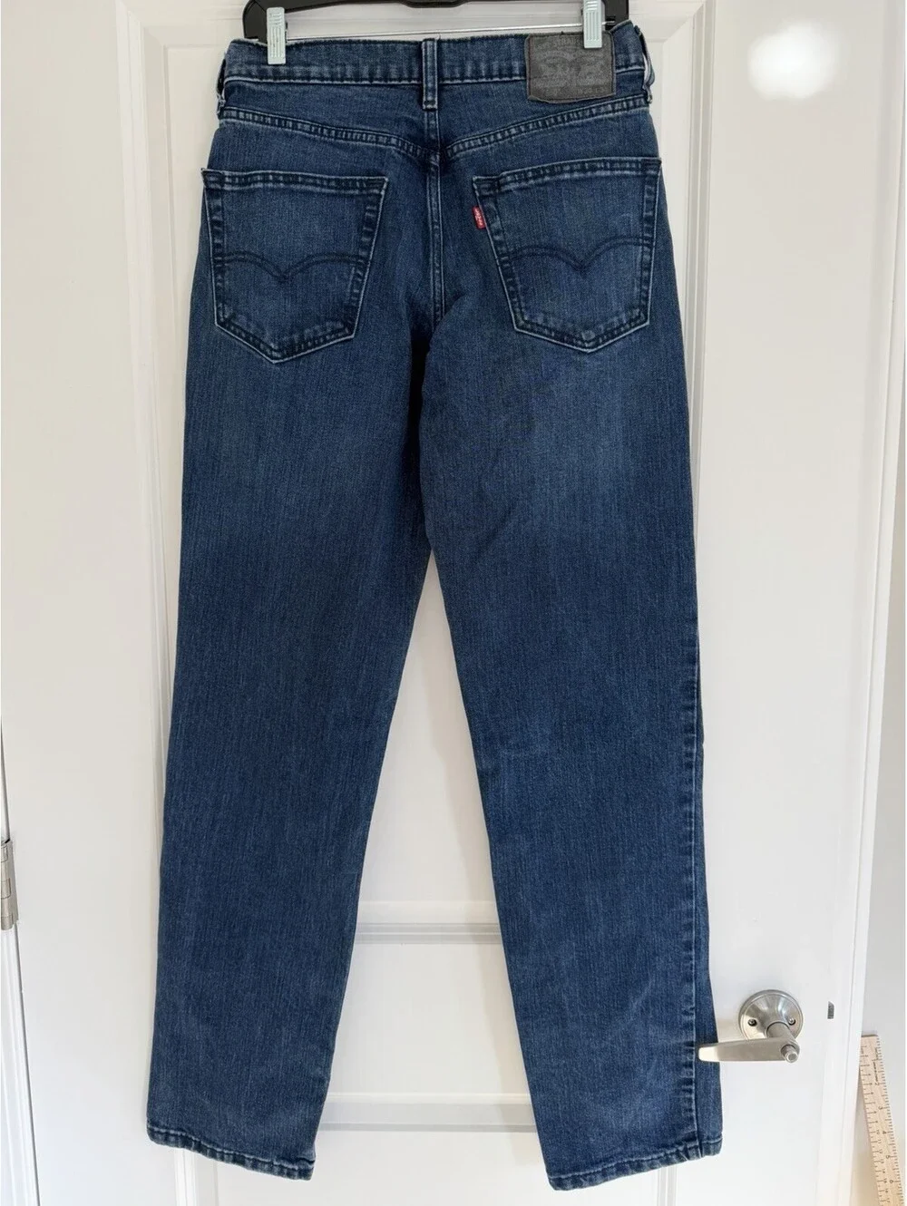 Levis 550 Relaxed Fit Jeans 30x32 Tapered Leg Dark Blue 90s Unisex